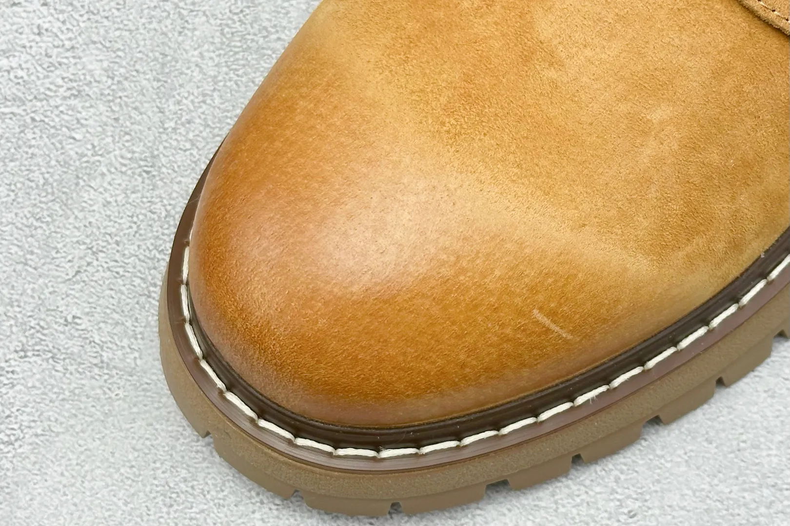 🐲💰 560 support store Timberland/Timberland classic outdoor low-top work casual shoes, classic re-upgraded, Guangdong factory quality, original box and original packaging, the fabric is made of Italian 🇮🇹 top-grade frosted cowhide, with anti-odor and anti-corrosion genuine leather latex insoles, giving you a perfect wearing experience, high quality and durable, a must-have for sportsmen, specializes in looking good, high-quality and first-class foot feel, exclusive supply Item number: TB73533 Size: 39-44 (one size larger)